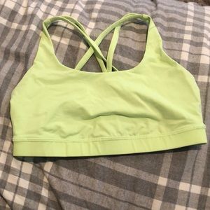 🍋lululemon lime green sports bra🍋